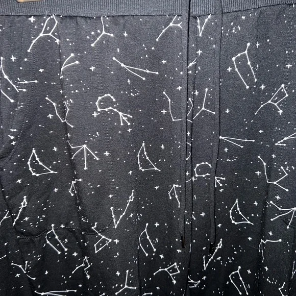 COPY - Astrology star sweatpants - Picture 3 of 3